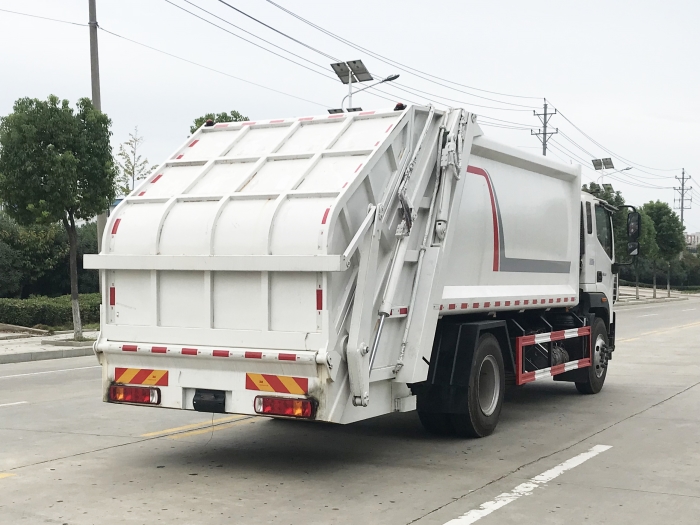 福田歐航壓縮式垃圾車