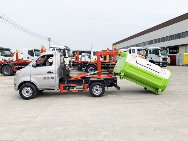 長安小勾臂垃圾車