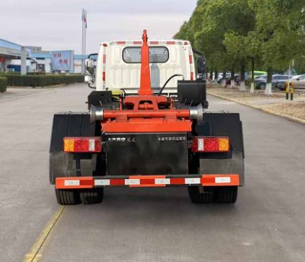 躍進(jìn)牌SH5127ZXXVZHEVWZ8型純電動(dòng)車廂可卸式垃圾車