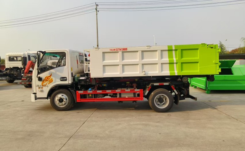 重汽豪曼藍牌勾臂垃圾車